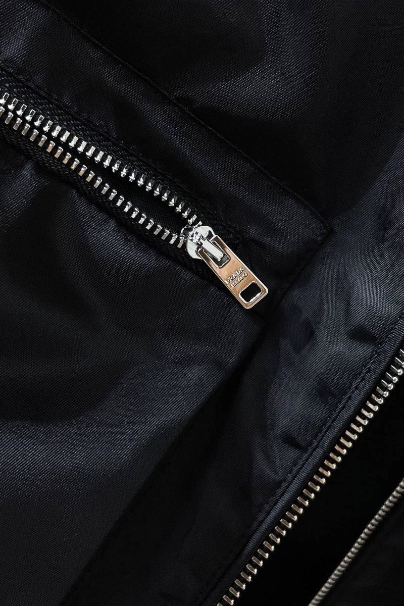 Premium Prada Outwear 168867