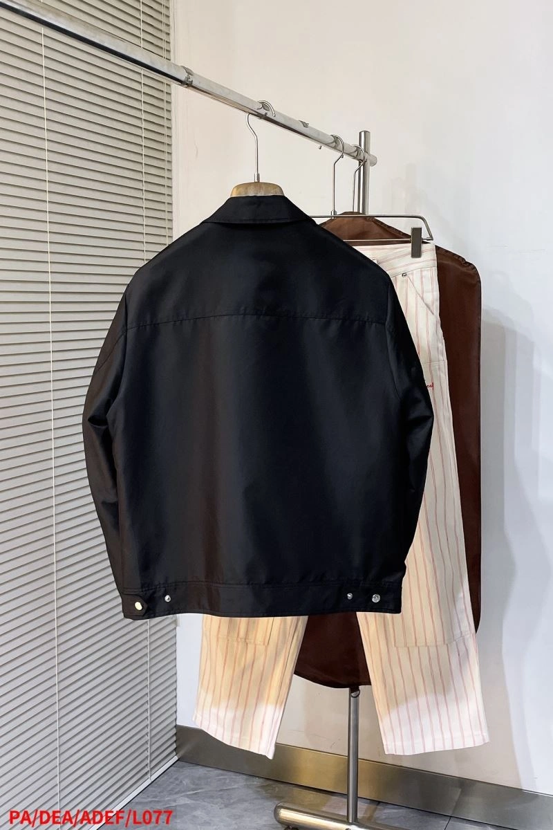 Premium Prada Outwear 168867