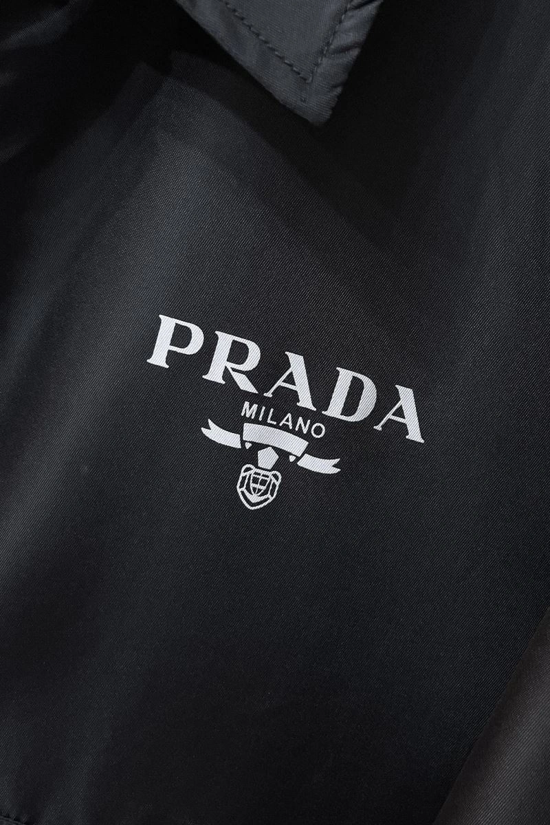 Premium Prada Outwear 168867