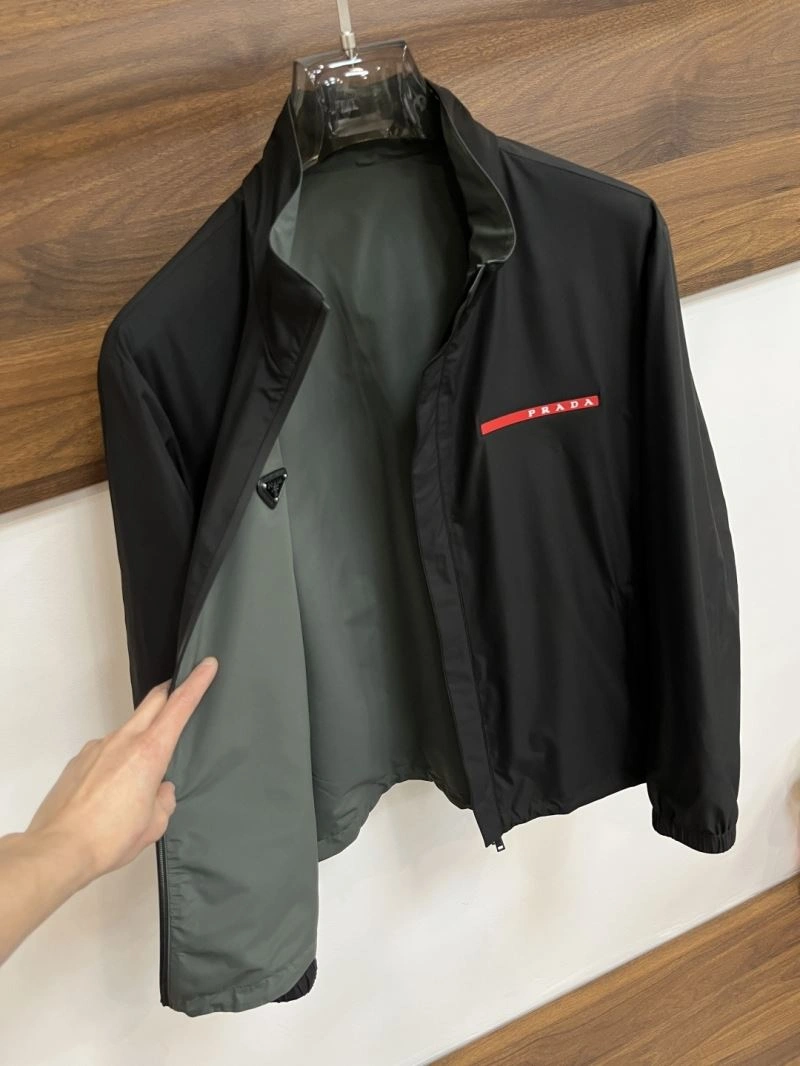 Unique Prada Outwear 168843