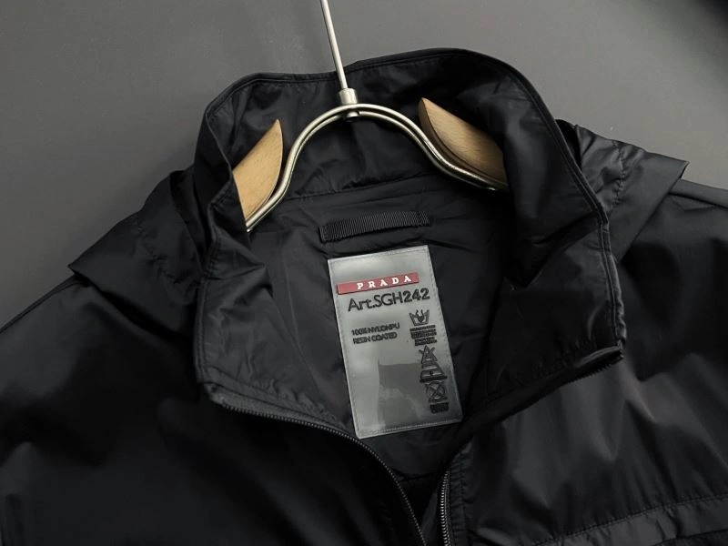 Prada Outwear QuickDry 168842