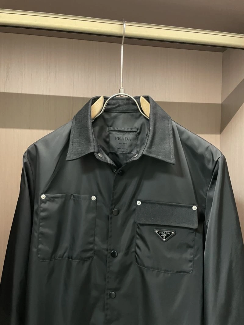 Minimalist Prada Outwear 168835