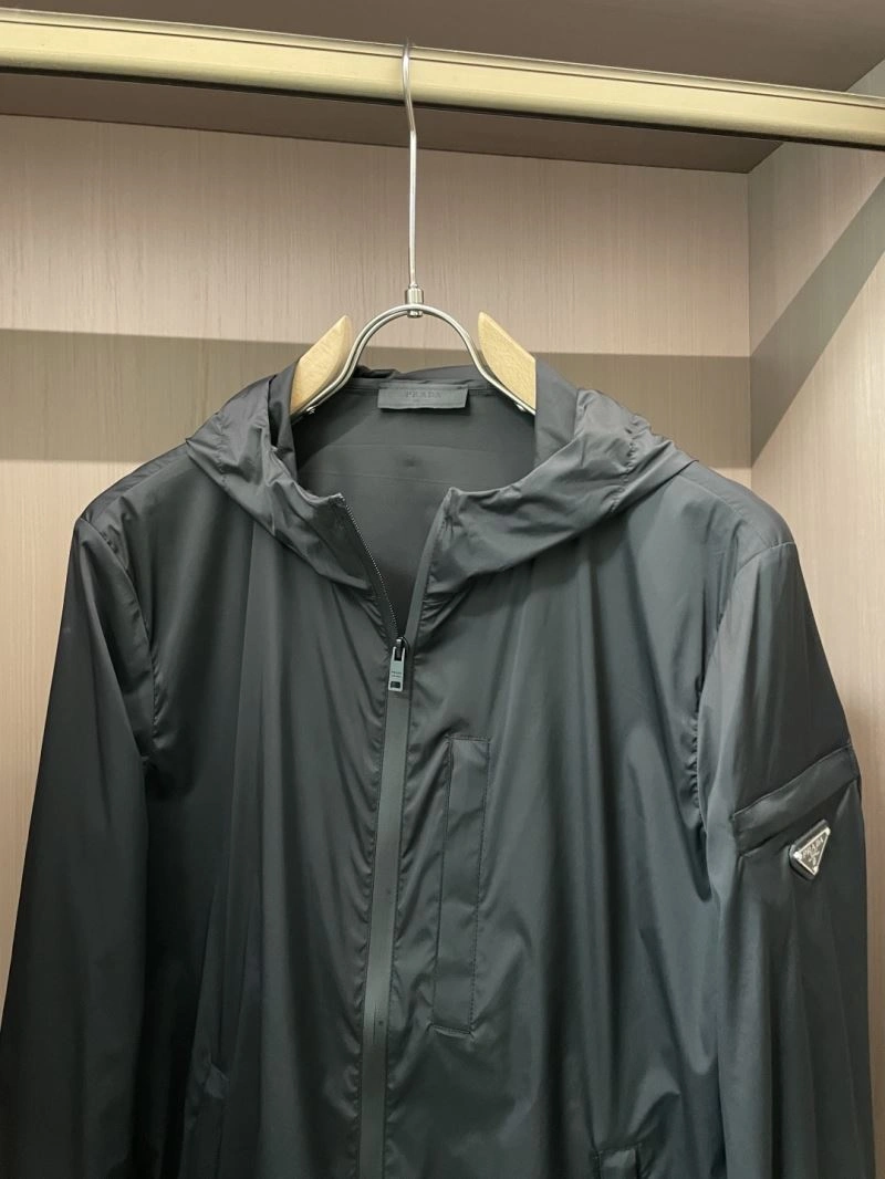 Original Prada Outwear 168833