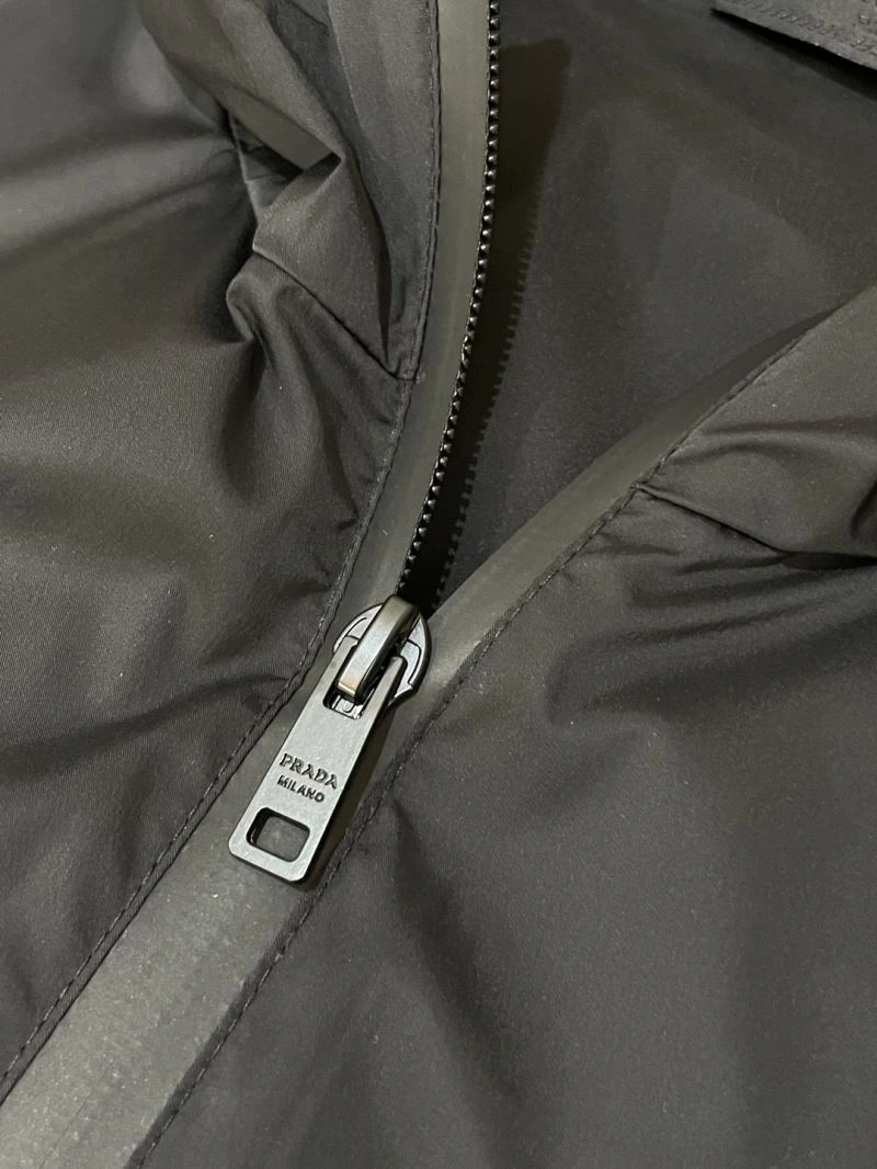 Original Prada Outwear 168833