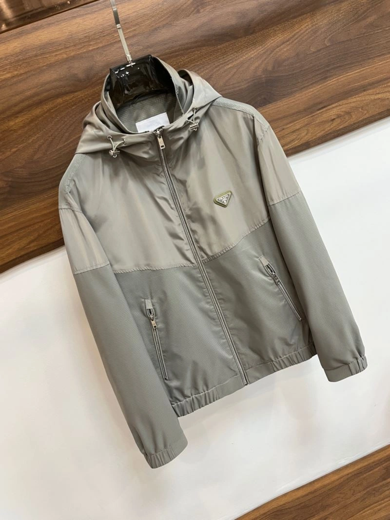 Lightweight Prada Outwear 168827