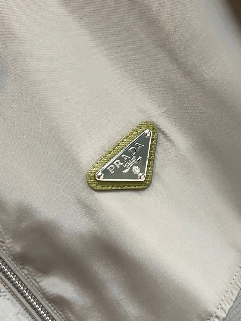 Lightweight Prada Outwear 168827