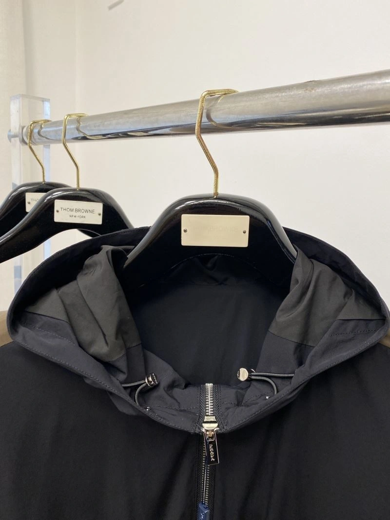 Resilient Prada Outwear 168855