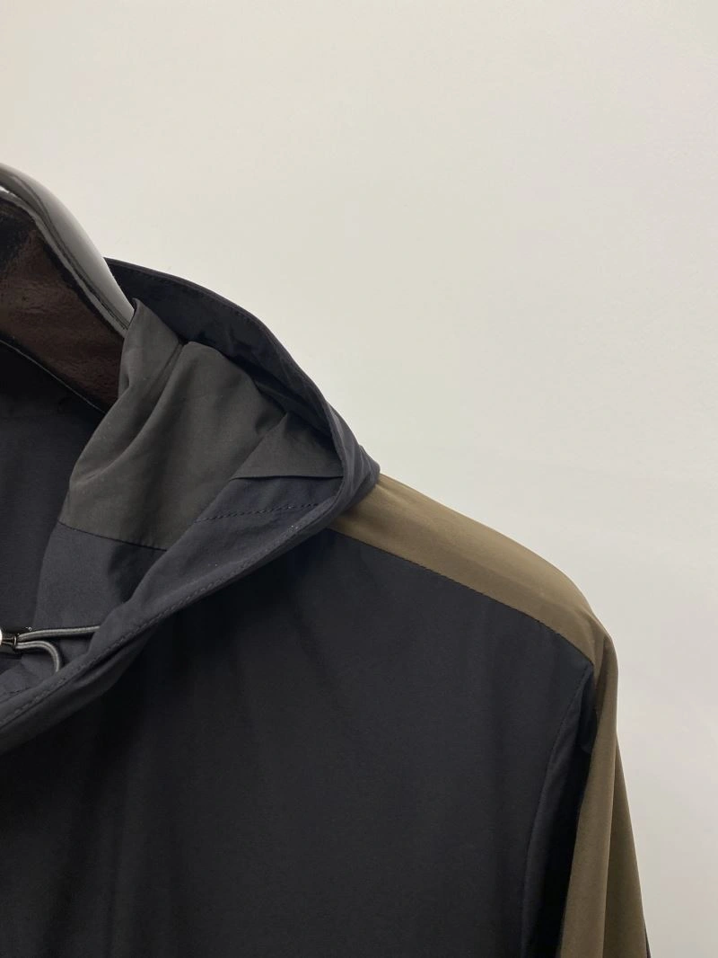 Resilient Prada Outwear 168855