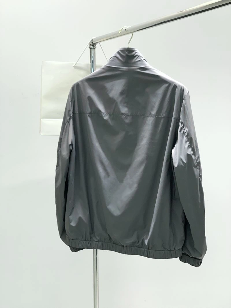 MultiPurpose Prada Outwear 168812