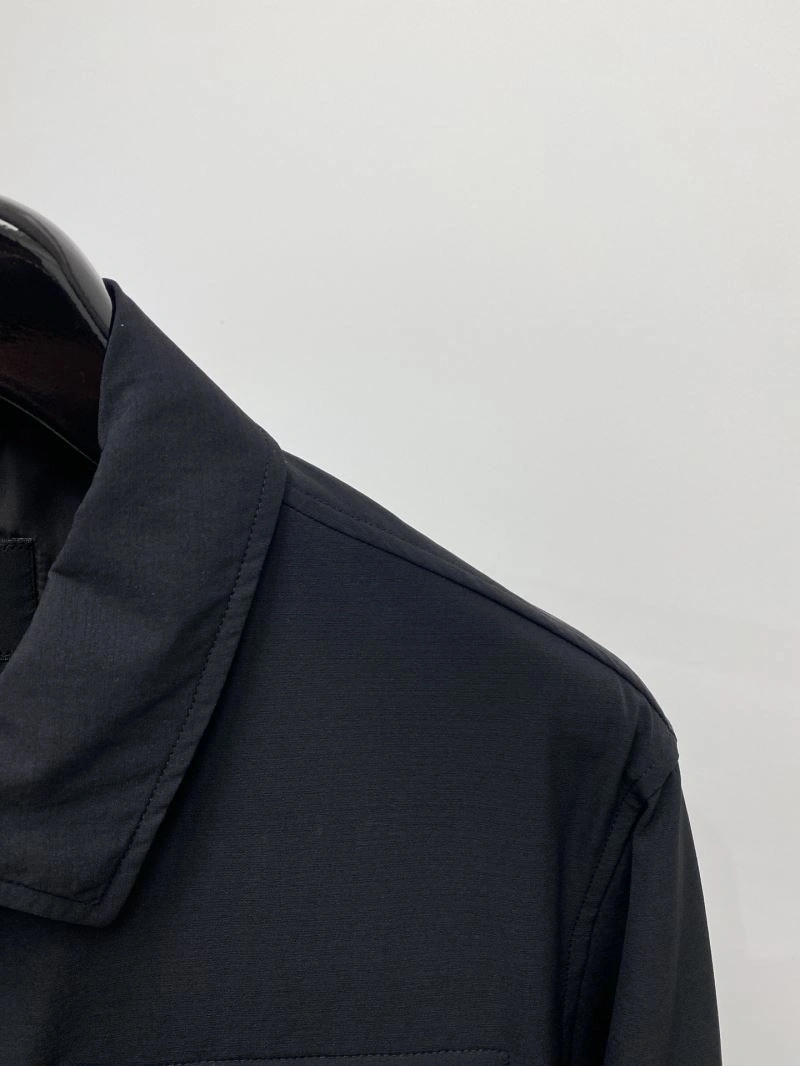 Durable Prada Outwear 168813