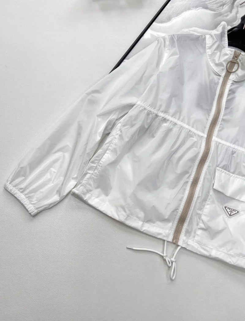 TopPick Prada Outwear 166357