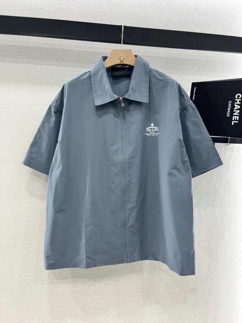 Prada Outwear Durable 166318