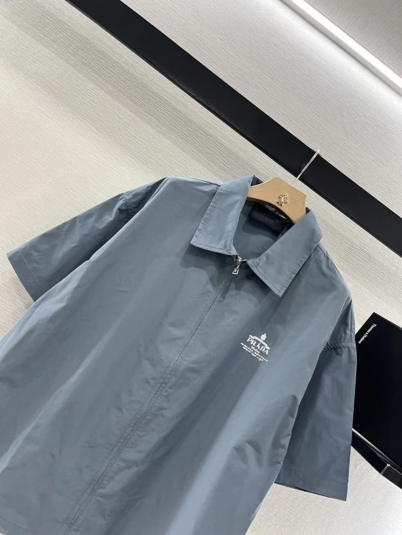 Prada Outwear Durable 166318