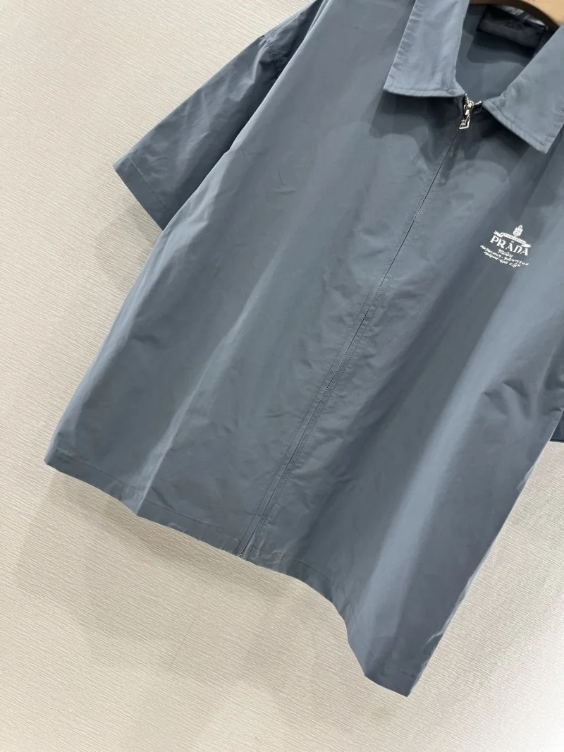 Prada Outwear Durable 166318