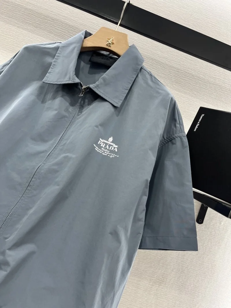 Prada Outwear Durable 166318
