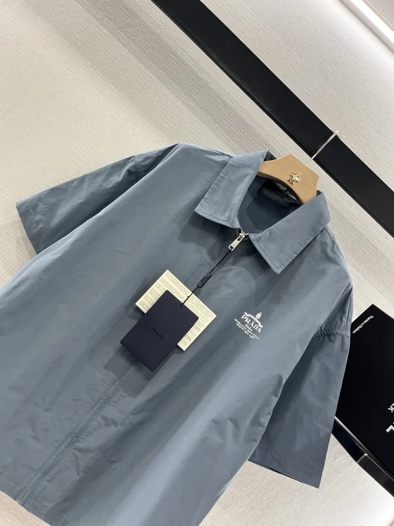 Prada Outwear Durable 166318