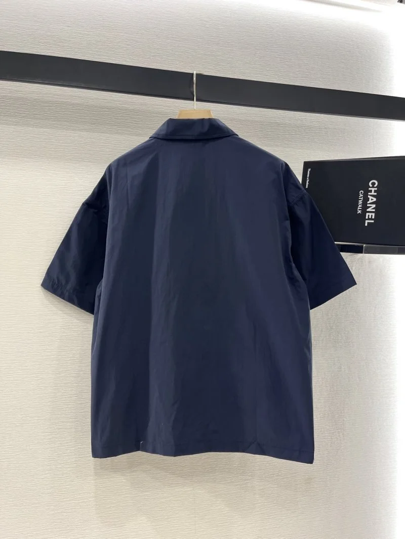 Timeless Prada Outwear 166354