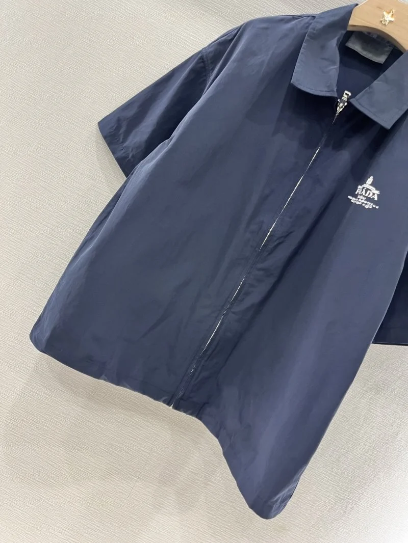 Timeless Prada Outwear 166354