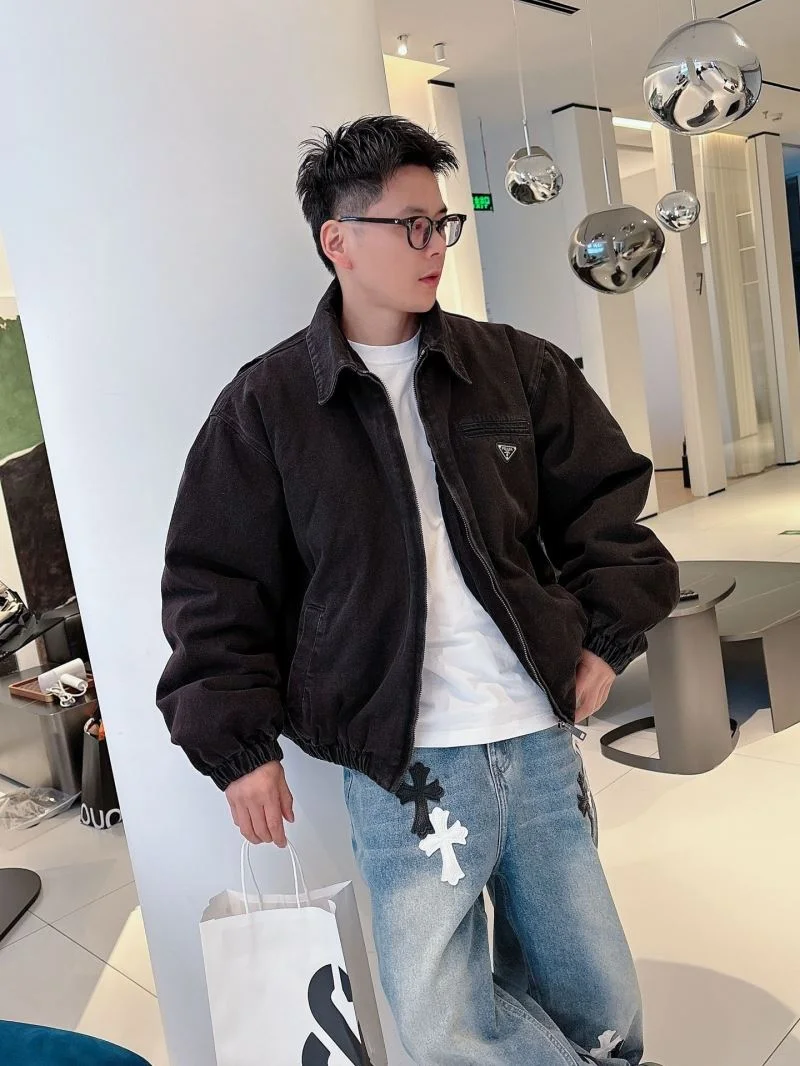 Efficient Prada Outwear 168196
