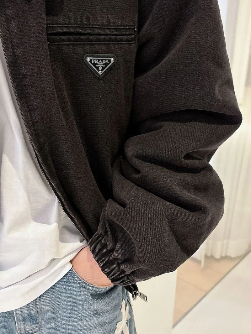 Efficient Prada Outwear 168196