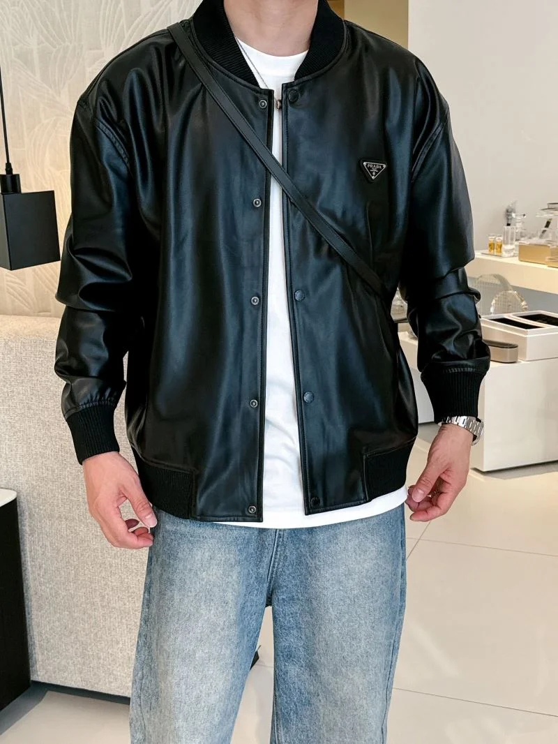 ZipUp Prada Outwear 168209