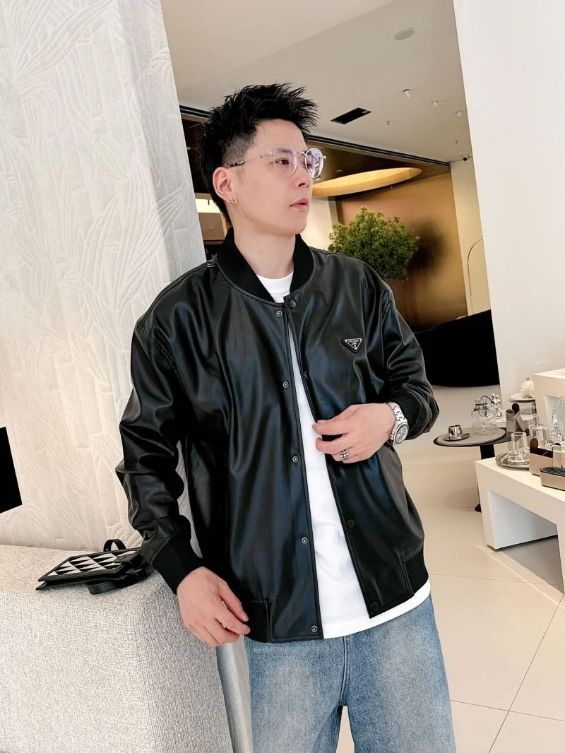 ZipUp Prada Outwear 168209