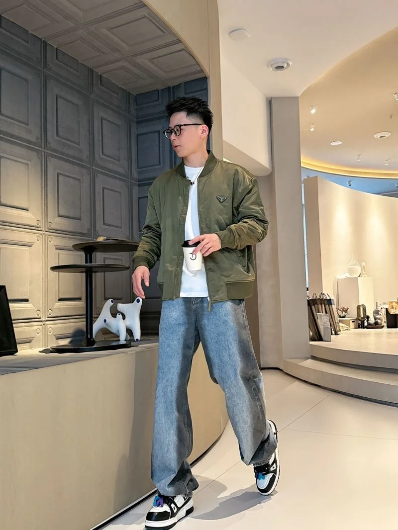 Sustainable Prada Outwear 168239