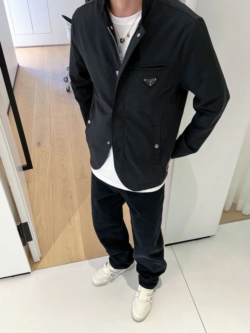 Prada Outwear Breathable 168189