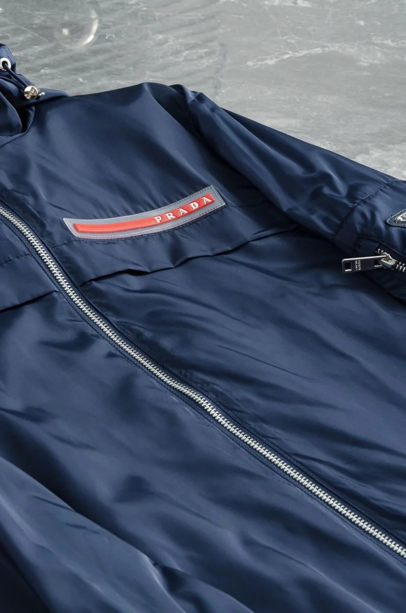 Comfortable Prada Outwear 168179