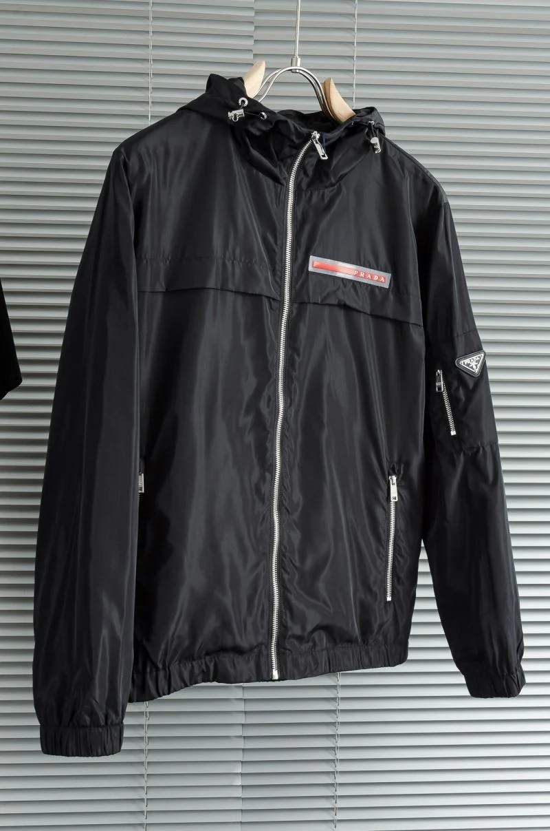 Premium Prada Outwear 168178