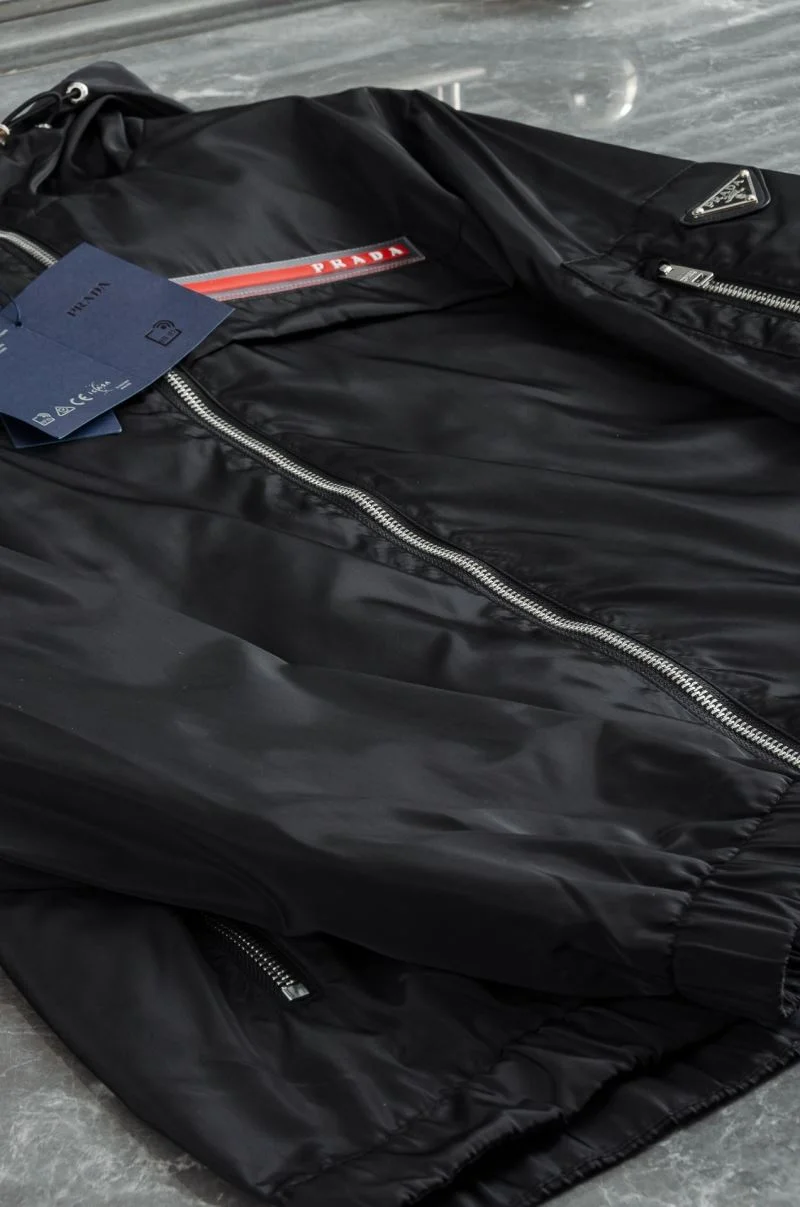 Premium Prada Outwear 168178