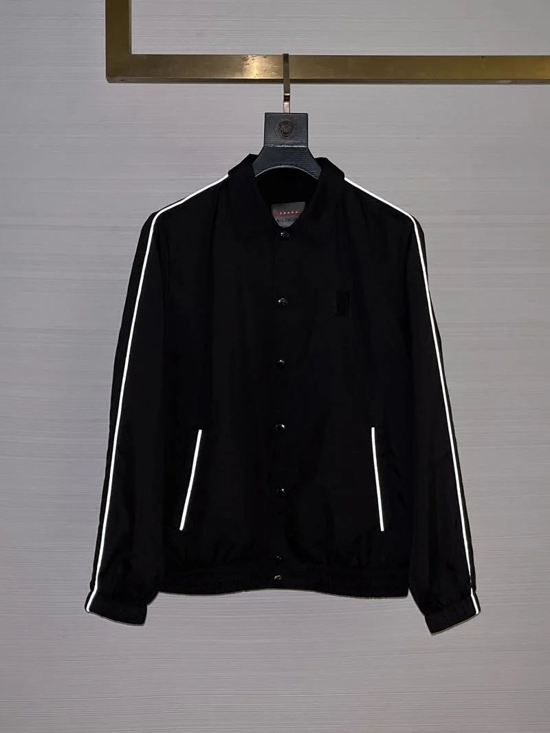 Versatile Prada Outwear 168174