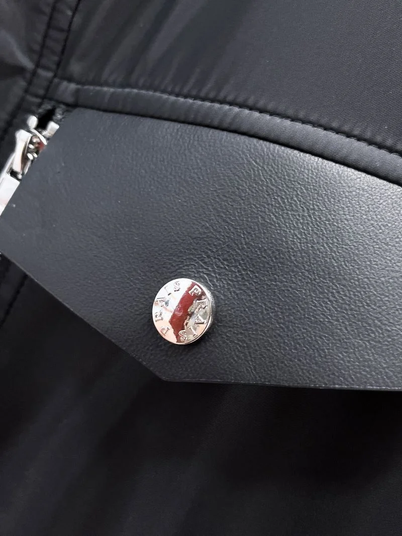 Prada Outwear ZeroBulk 168165
