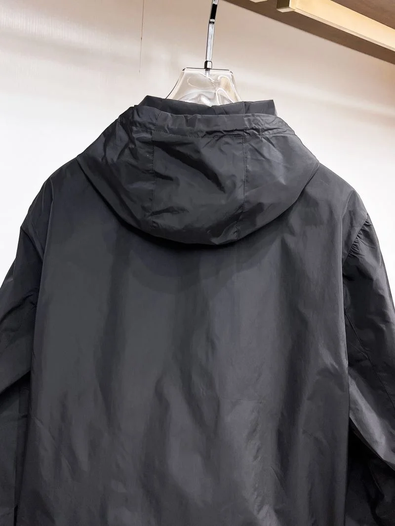 Prada Outwear Vibrant 168242