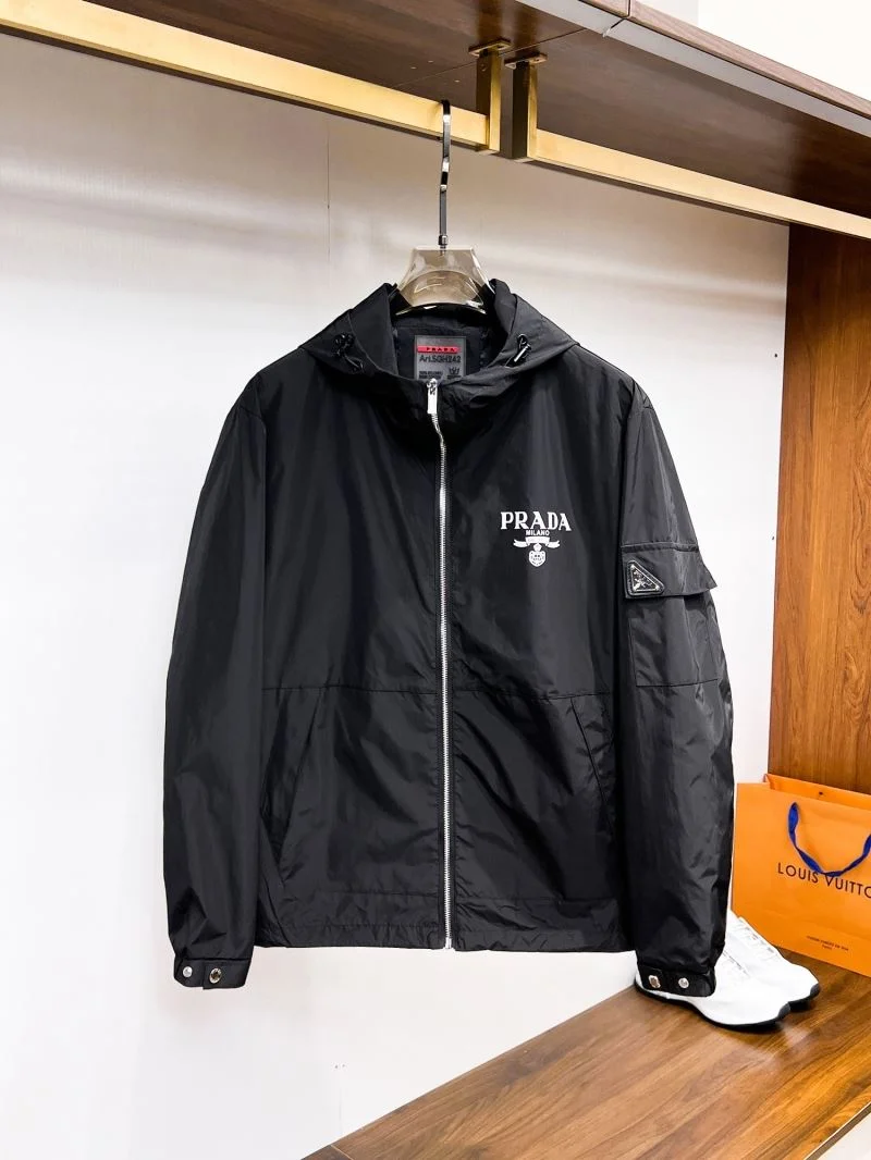 Fashionable Prada Outwear 168169