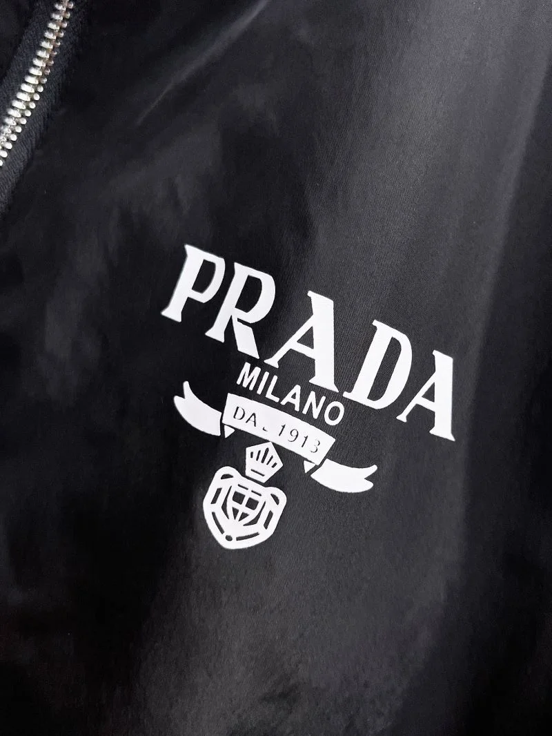 Fashionable Prada Outwear 168169