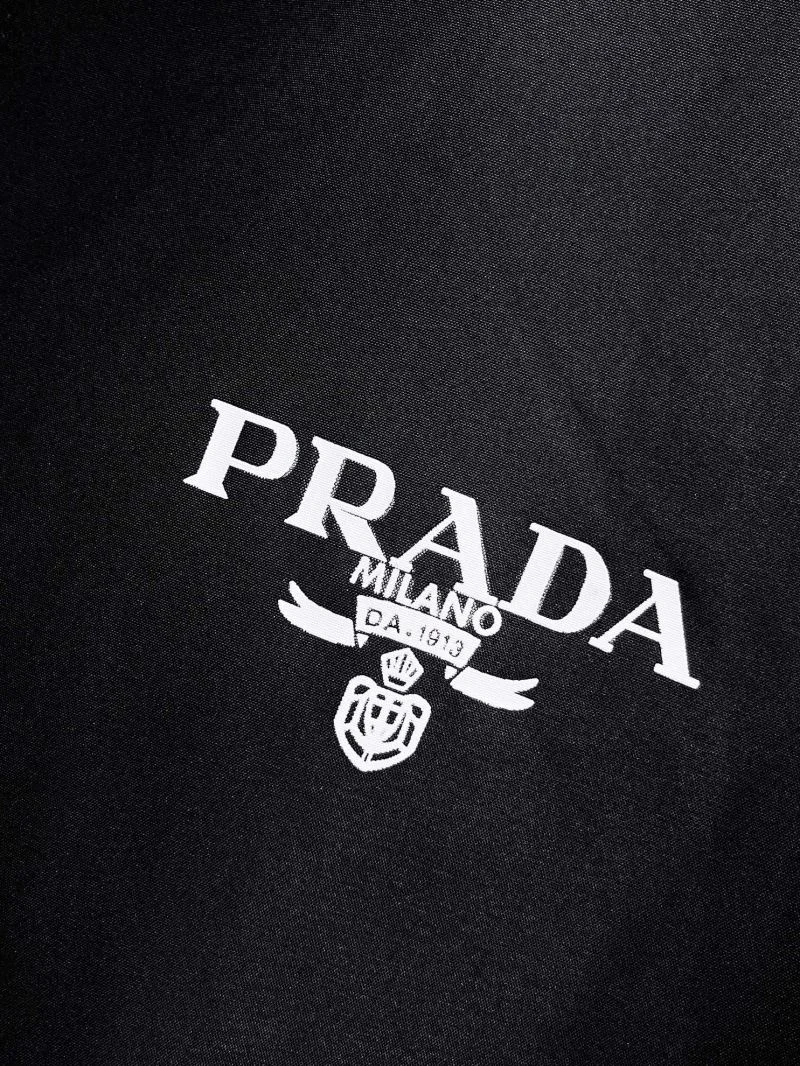 WellDesigned Prada Outwear 168229