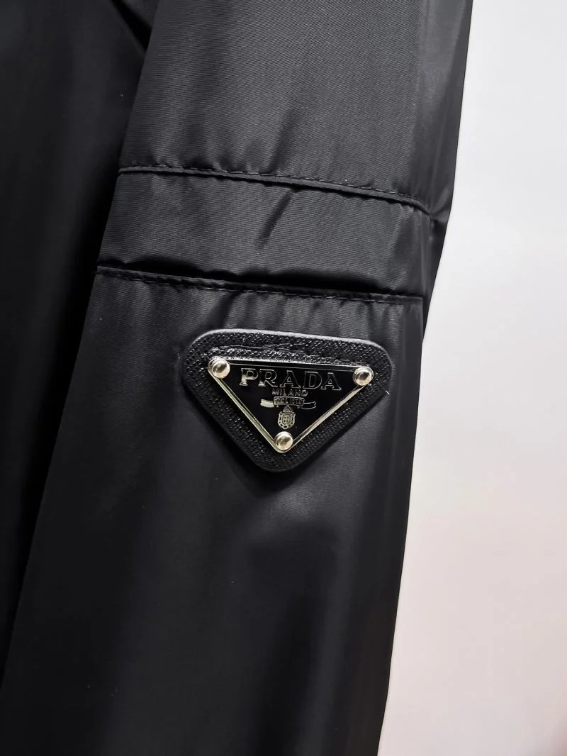 Prada Outwear Vibrant 168167
