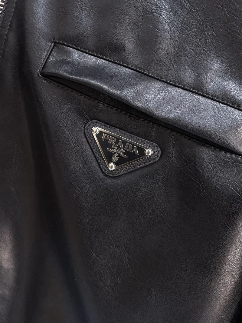 Chic Prada Outwear 168168