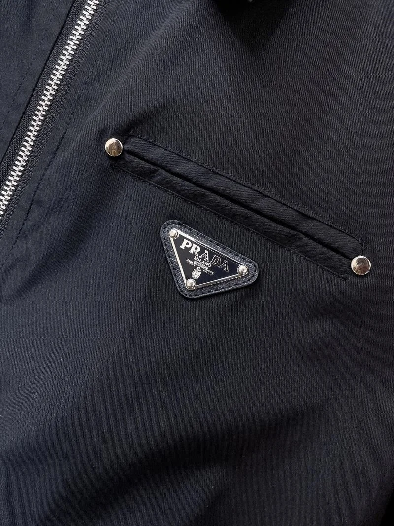 Breathable Prada Outwear 168217