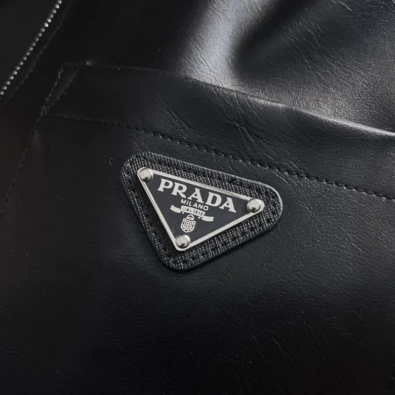 Resilient Prada Outwear 168143