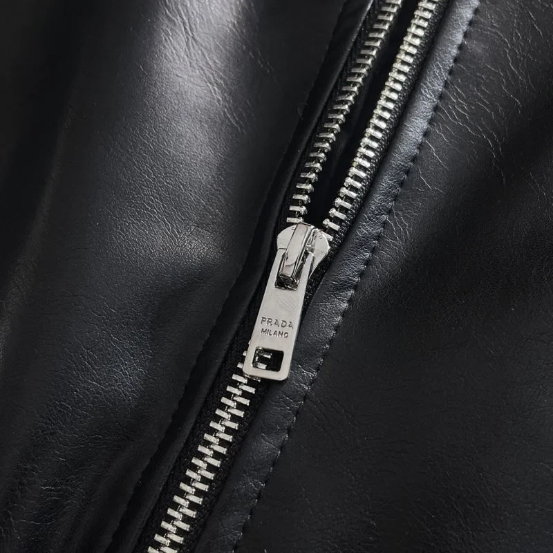 Resilient Prada Outwear 168143