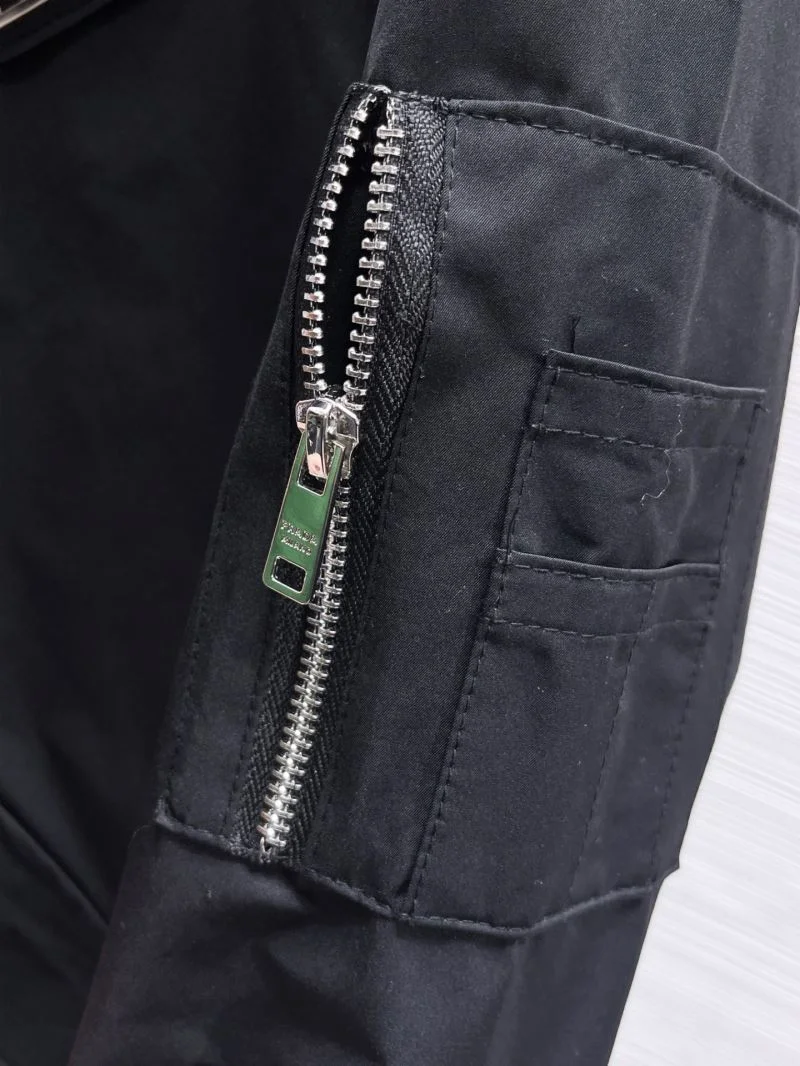 Prada Outwear Practical 168127