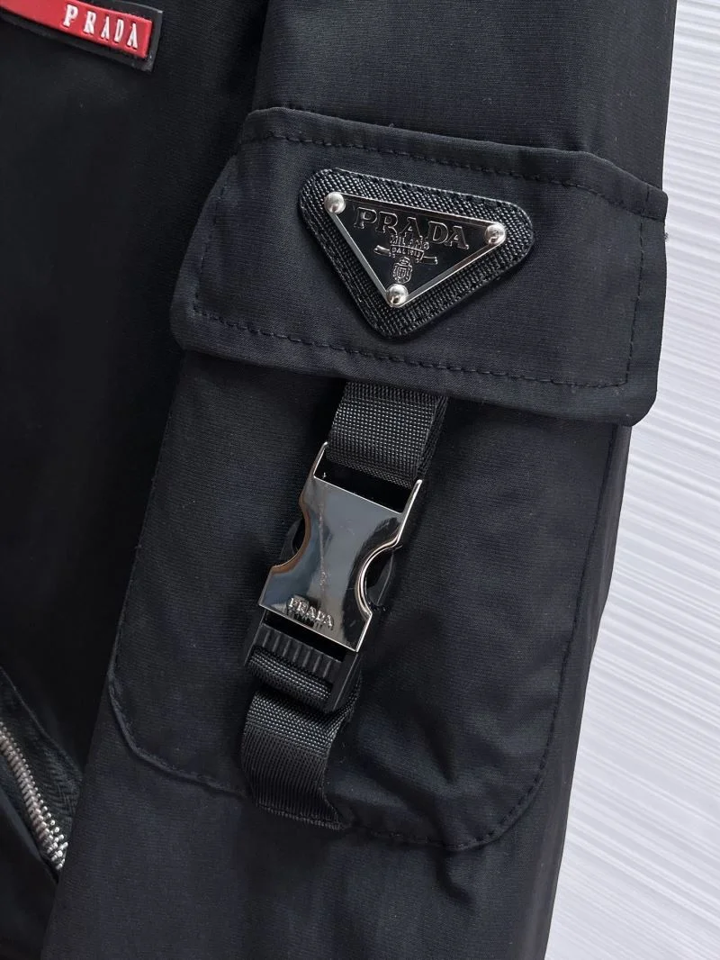 Minimalist Prada Outwear 168241