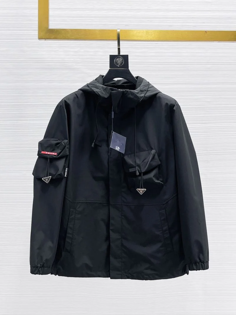 Snug Prada Outwear 168146