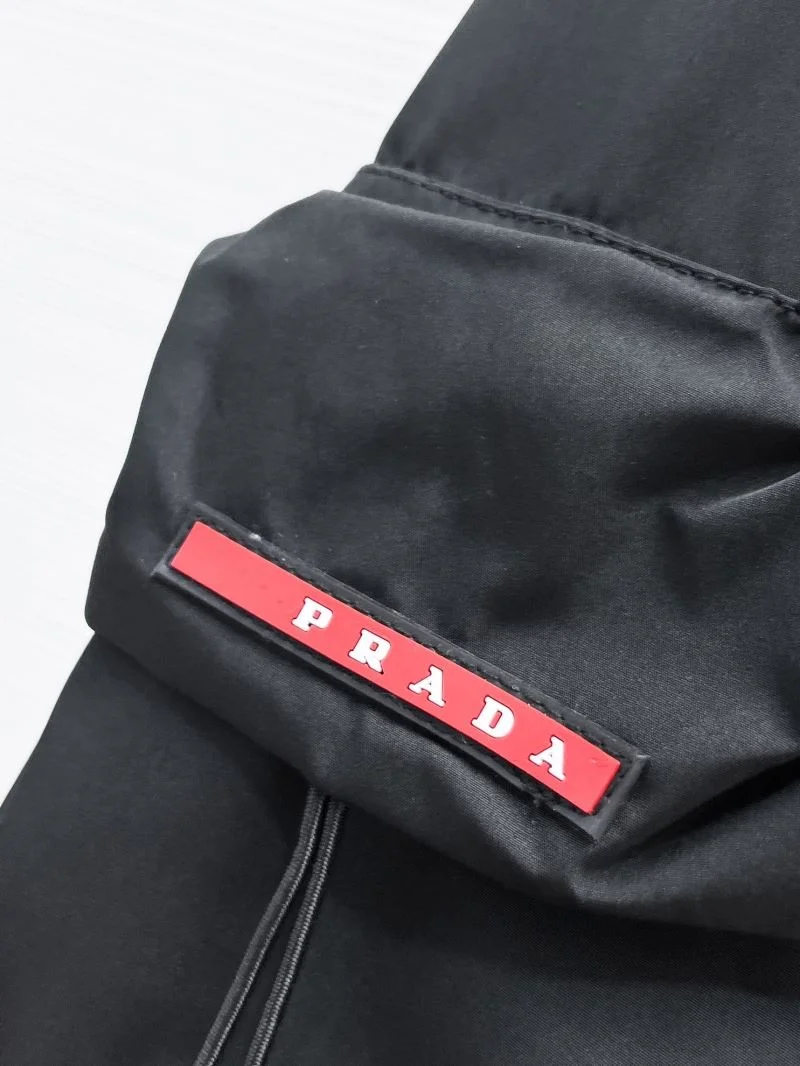 Snug Prada Outwear 168146