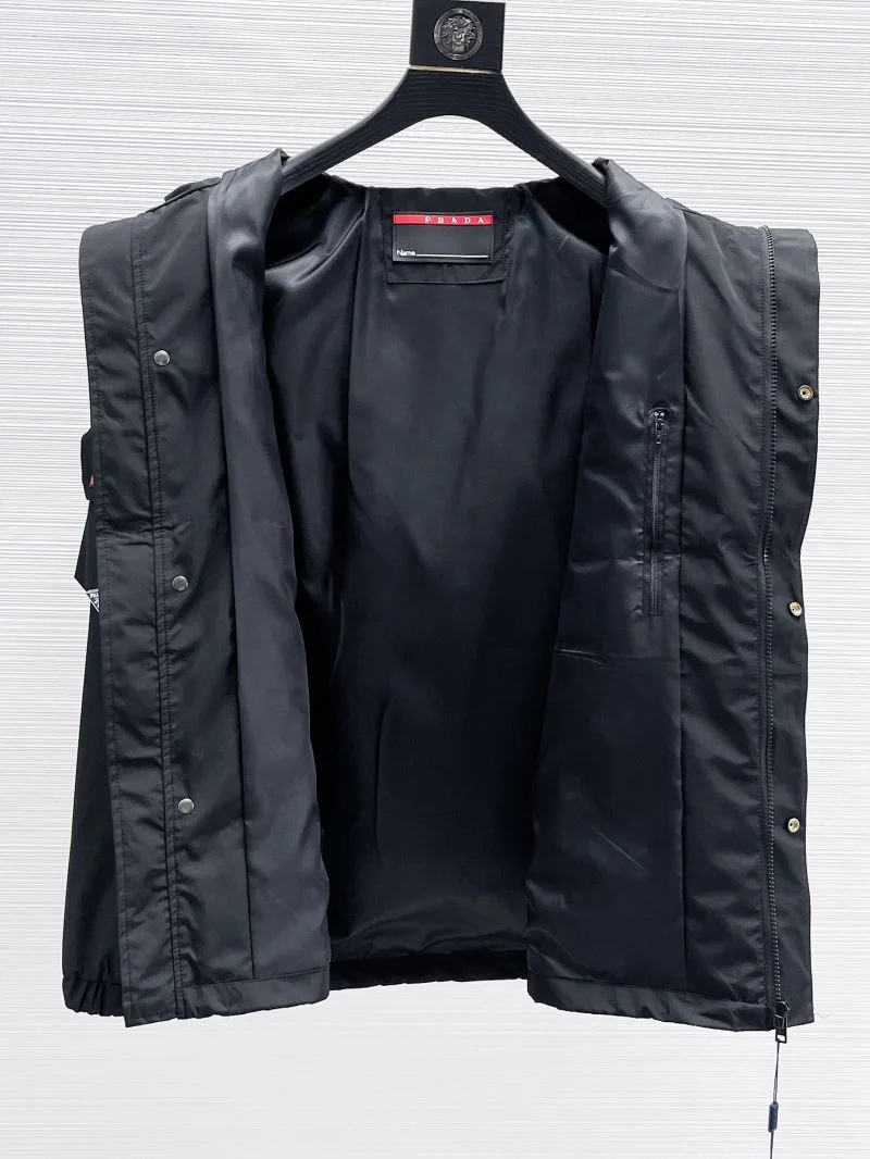 Snug Prada Outwear 168146