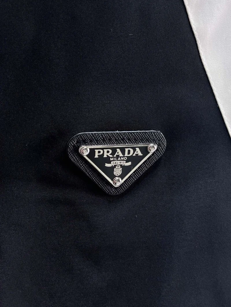 Prada Outwear UrbanStyle 168125
