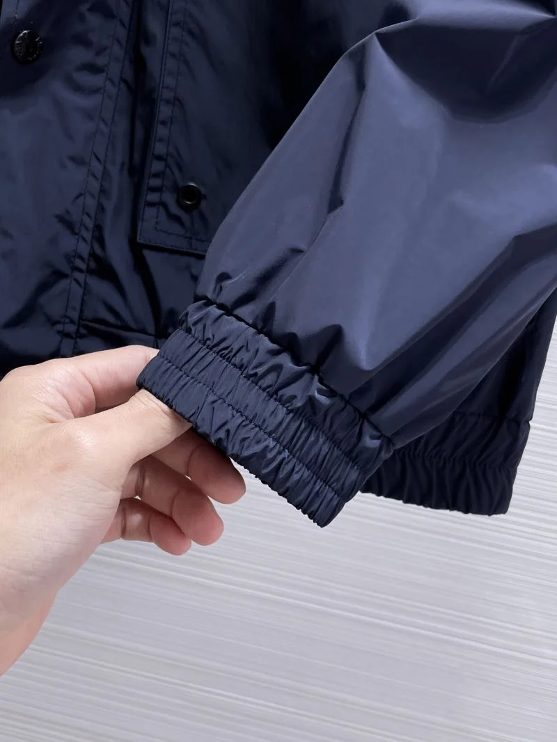 Prada Outwear Minimalist 168116