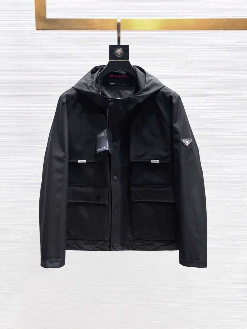 Effortless Prada Outwear 168114